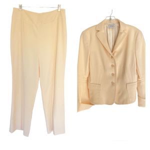 A-K-R-I-S Lana Wool Suits Size 8